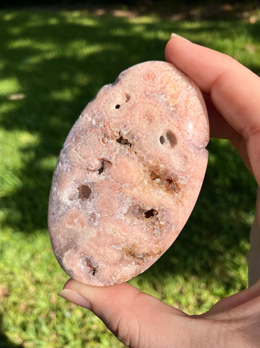 Flower Agate Palm Stone