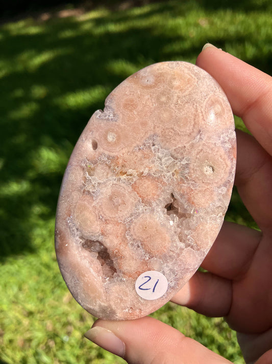 Flower Agate Palm Stone