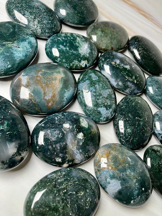 Moss Agate Palmstone – 2.25” Intuitive Pick